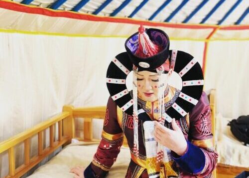LGBT Centre - the Vanity Drag Queen in the Mongolian National costume